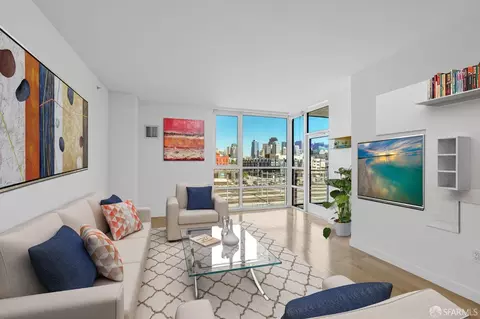 300 Berry St #519, San Francisco, CA 94158