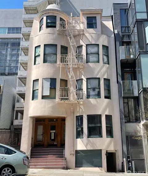 1026 Pine St, San Francisco, CA 94109