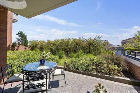 101 Lombard #114E, San Francisco, CA 94111