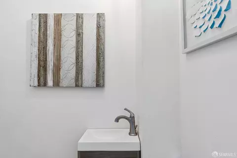 231 Olive St, San Francisco, CA 94109 photo 20