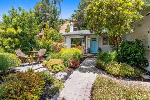 1615 Linda Mar Blvd, Pacifica, CA 94044