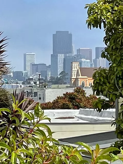 3244 Harrison St, San Francisco, CA 94110 photo 2