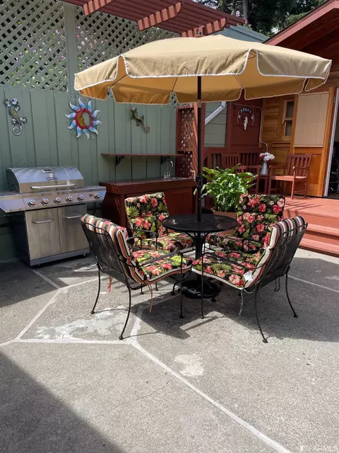 3244 Harrison St, San Francisco, CA 94110
