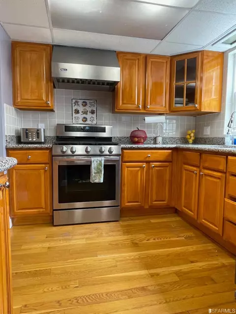 3244 Harrison St, San Francisco, CA 94110 photo 17