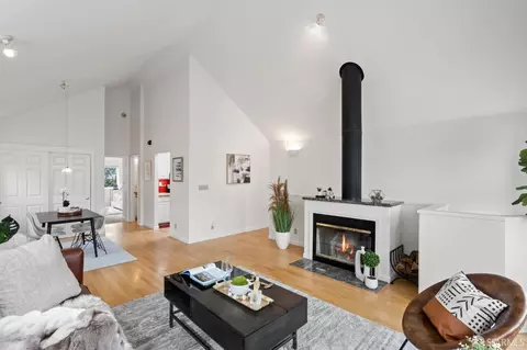 783 Andover St, San Francisco, CA 94110 photo 4