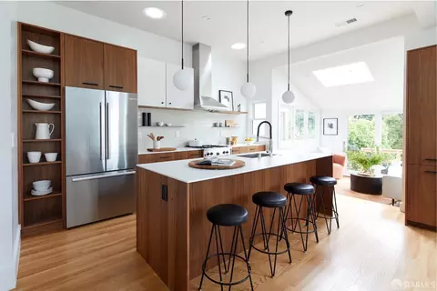 120 Eureka St, San Francisco, CA 94114 photo 4