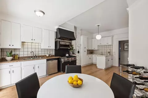 237 4th Ave, San Francisco, CA 94118 photo 17