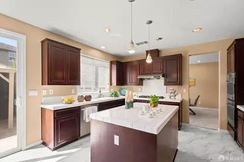 141 Monet Dr, Oakley, CA 94561 photo 10