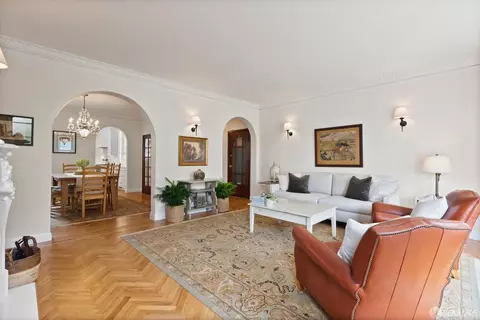 3032 Baker St, San Francisco, CA 94123 photo 6