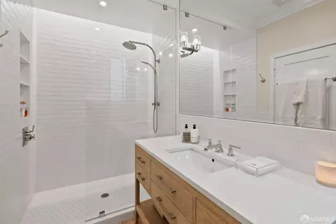 3032 Baker St, San Francisco, CA 94123 photo 39