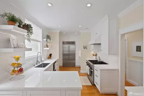 3032 Baker St, San Francisco, CA 94123 photo 13