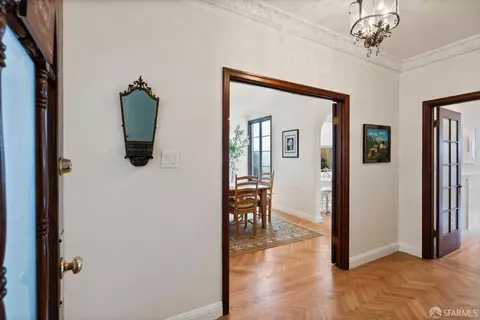 3032 Baker St, San Francisco, CA 94123 photo 2