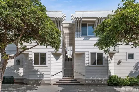 1320 Scott St #A, San Francisco, CA 94115