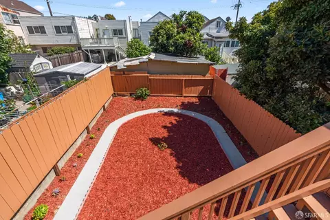 151 Venus St, San Francisco, CA 94124 photo 25