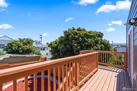 151 Venus St, San Francisco, CA 94124 photo 13