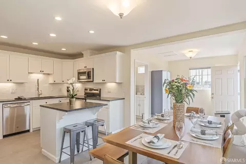 1659 Luxton St, Seaside, CA 93955