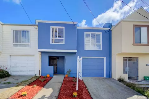 1051 Goettingen St, San Francisco, CA 94134