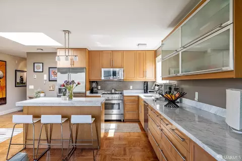 2828 Greenwich St #5, San Francisco, CA 94123