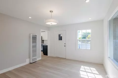 70 Barnes Ct, Hayward, CA 94544 photo 30