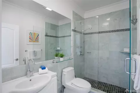 640 Davis St #3, San Francisco, CA 94111 photo 32
