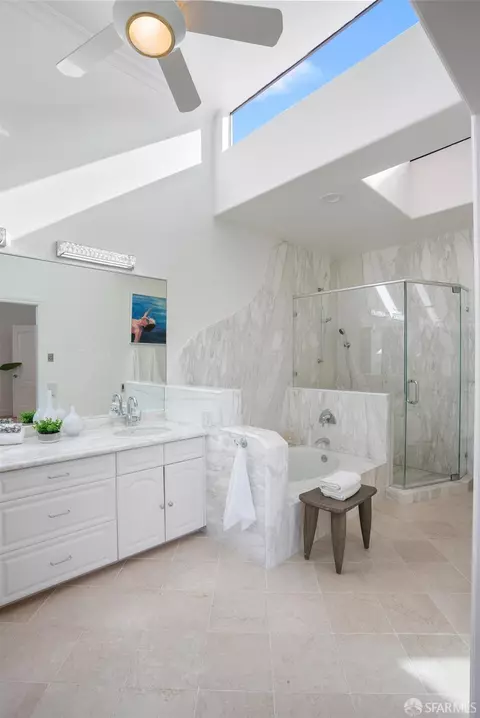 640 Davis St #3, San Francisco, CA 94111 photo 25