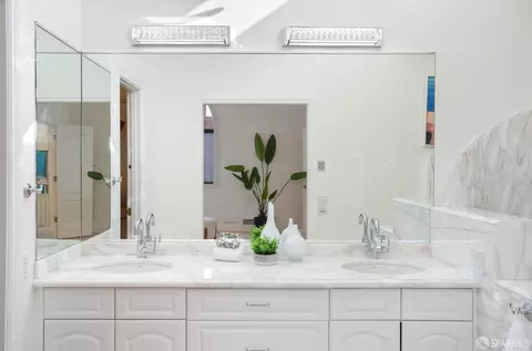 640 Davis St #3, San Francisco, CA 94111 photo 24