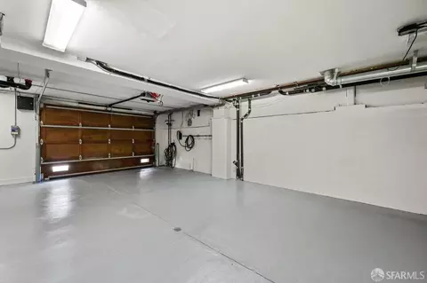 1068 Sanchez St, San Francisco, CA 94114 photo 19