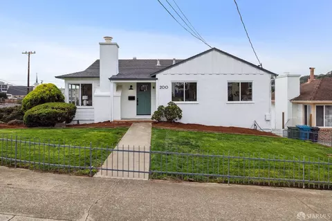 200 Garden Ln, Daly City, CA 94015