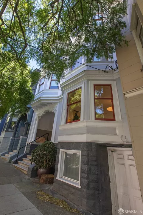 228 Shrader St, San Francisco, CA 94117