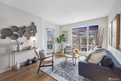 555 Bartlett St #308, San Francisco, CA 94110