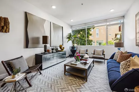 733 Front St #302, San Francisco, CA 94111