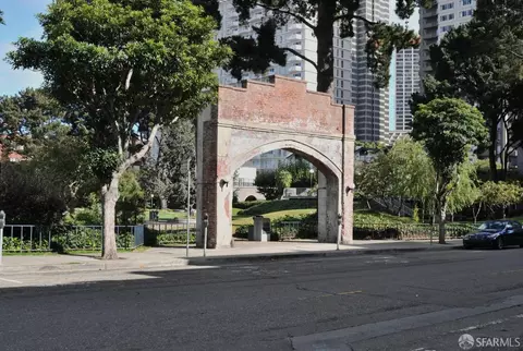 733 Front St #302, San Francisco, CA 94111 photo 65