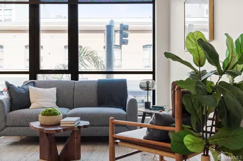 1201 Sutter St #302, San Francisco, CA 94109