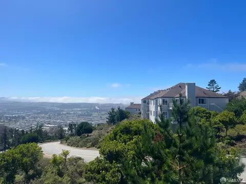 783 Green Ridge Dr #10, Daly City, CA 94014