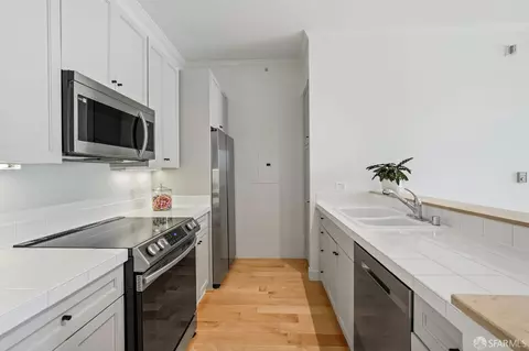 1483 Sutter St #714, San Francisco, CA 94109 photo 3