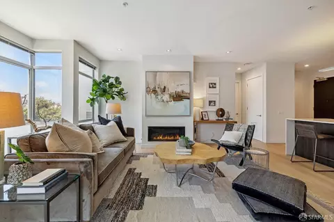3590 20th St #305, San Francisco, CA 94110