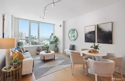 300 Berry St #1207, San Francisco, CA 94158