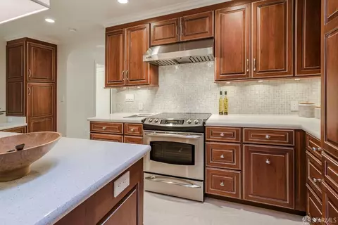 2406 Larkin St, San Francisco, CA 94109 photo 14
