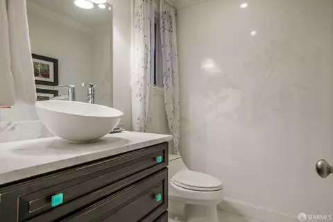 2406 Larkin St, San Francisco, CA 94109 photo 22