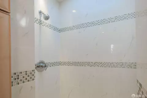 2406 Larkin St, San Francisco, CA 94109 photo 27