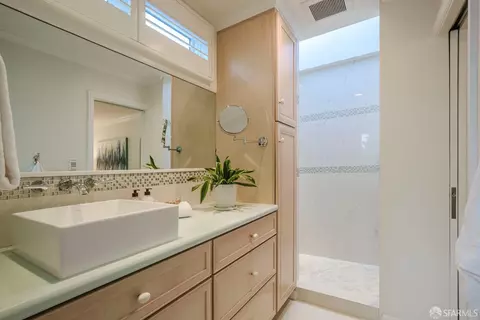 2406 Larkin St, San Francisco, CA 94109 photo 26