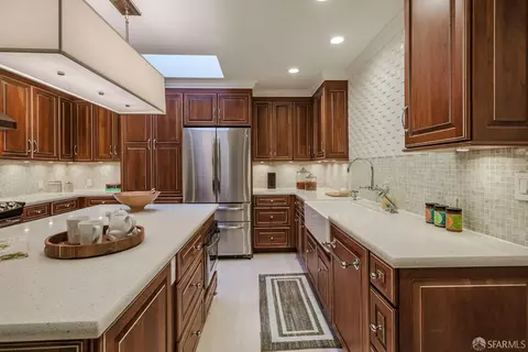 2406 Larkin St, San Francisco, CA 94109 photo 11