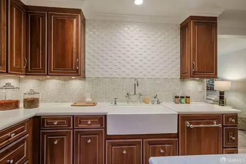 2406 Larkin St, San Francisco, CA 94109 photo 13