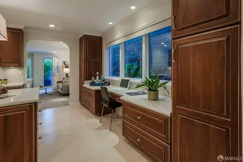 2406 Larkin St, San Francisco, CA 94109 photo 15