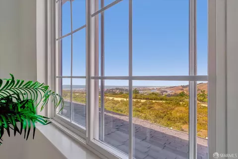 35 Outlook Cir, Pacifica, CA 94044 photo 10