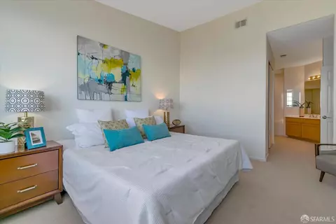 35 Outlook Cir, Pacifica, CA 94044 photo 8