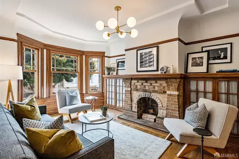 44 Oakwood St, San Francisco, CA 94110
