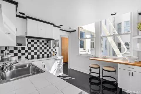 1810 Jackson St #5, San Francisco, CA 94109 photo 47