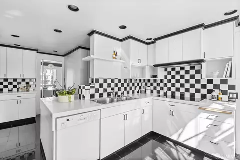 1810 Jackson St #5, San Francisco, CA 94109 photo 44