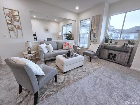 600 Baltic Cir #632, Redwood City, CA 94065